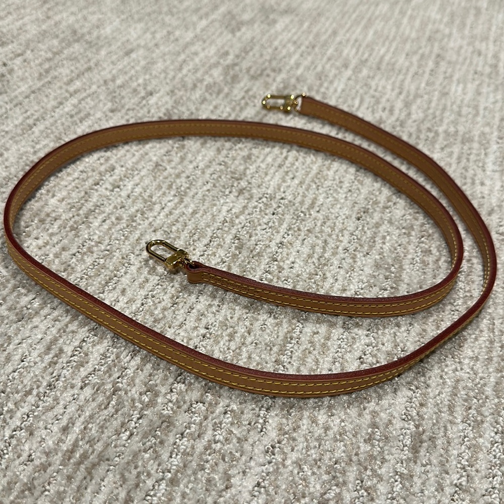 Louie Vuitton strap never used